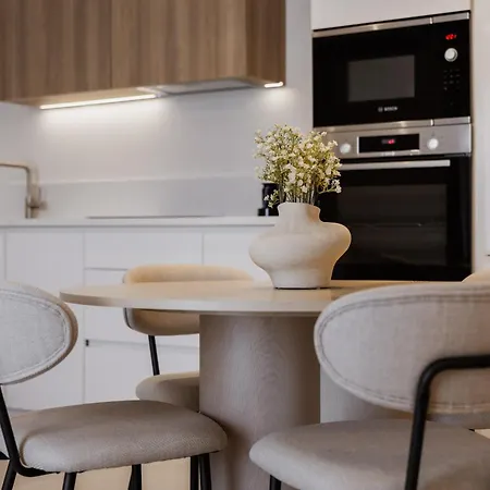 Lekaj Luxury - *